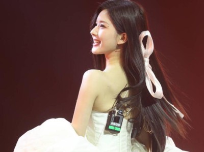 赵露思直播掀桌，流量明星真被资本做局了？