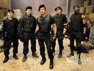 敢死队2电影下载,热血再燃，巅峰对决